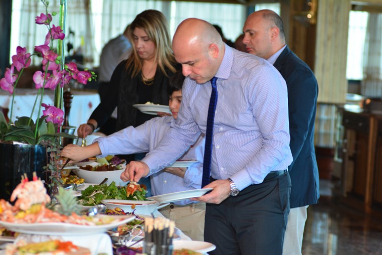 Sunday Lunch Buffet at Bay Lodge